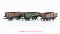 37-097 Bachmann Coal Trader Pack - 3 x 5 Plank Wagons with weathered finish